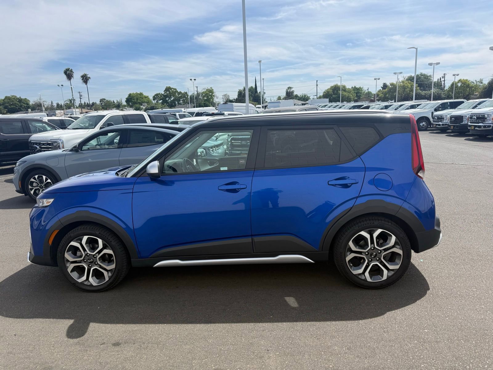 Used 2021 Kia Soul X-Line image 2