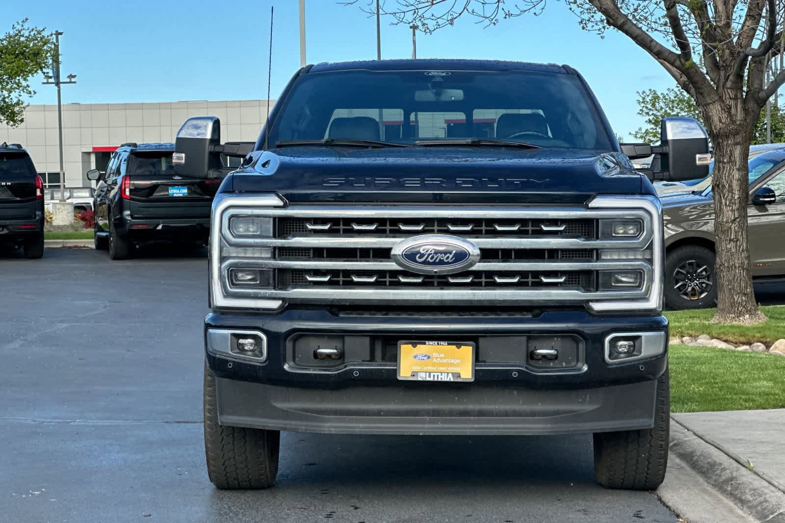Certified 2024 Ford F350 Platinum w/ FX4 Off-Road Package AWD/4WD image 8