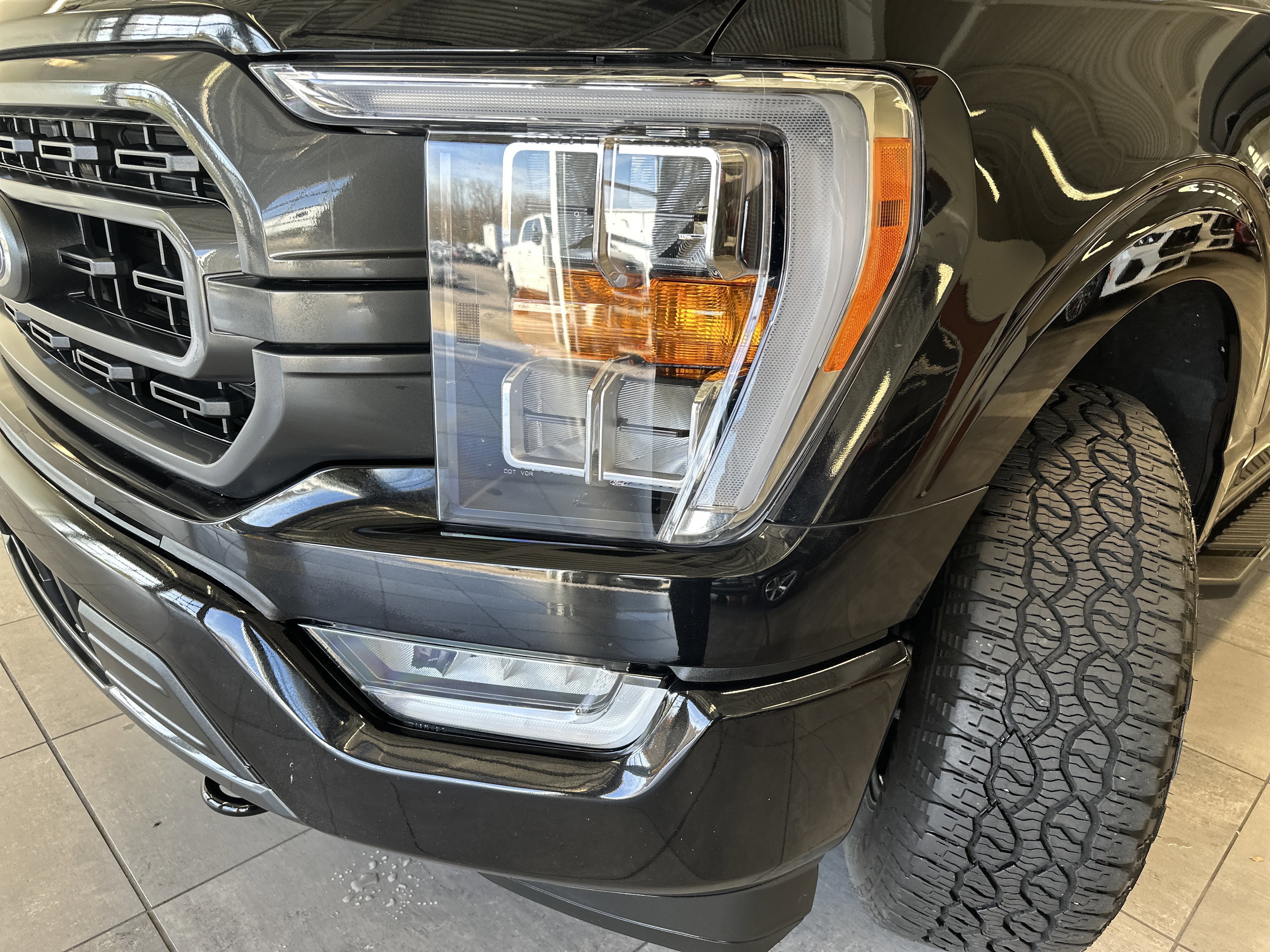 Certified 2023 Ford F150 XLT w/ Equipment Group 302A High image 22