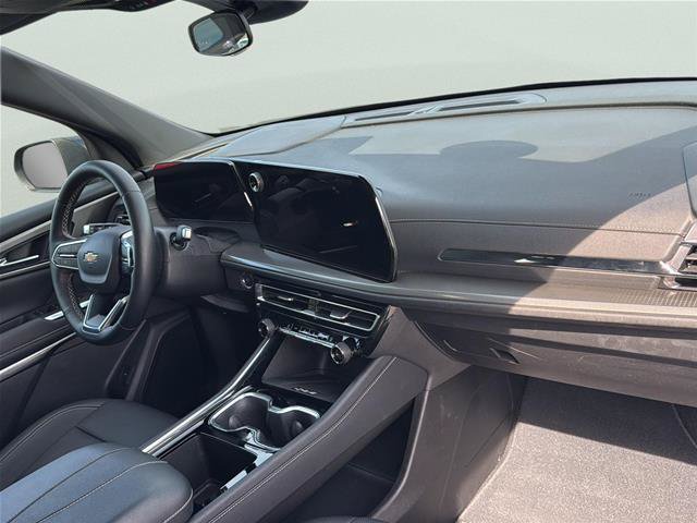 Used 2026 Chevrolet Traverse LT AWD/4WD image 11