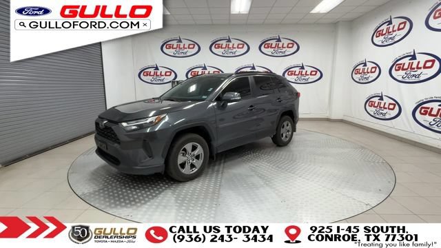 Used 2024 Toyota RAV4 XLE FWD image 4