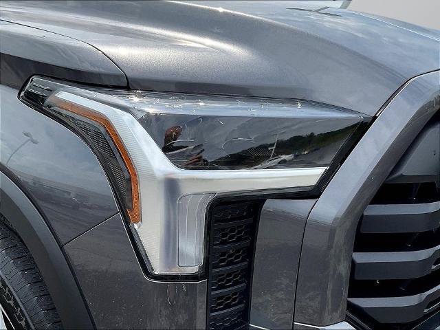 Used 2025 Toyota Tundra SR5 AWD/4WD image 33