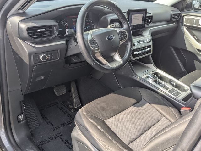 Certified 2022 Ford Explorer XLT RWD image 11