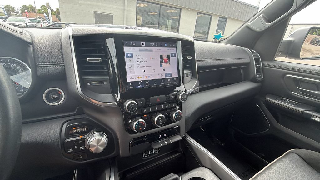 Used 2024 RAM 1500 Laramie AWD/4WD image 23