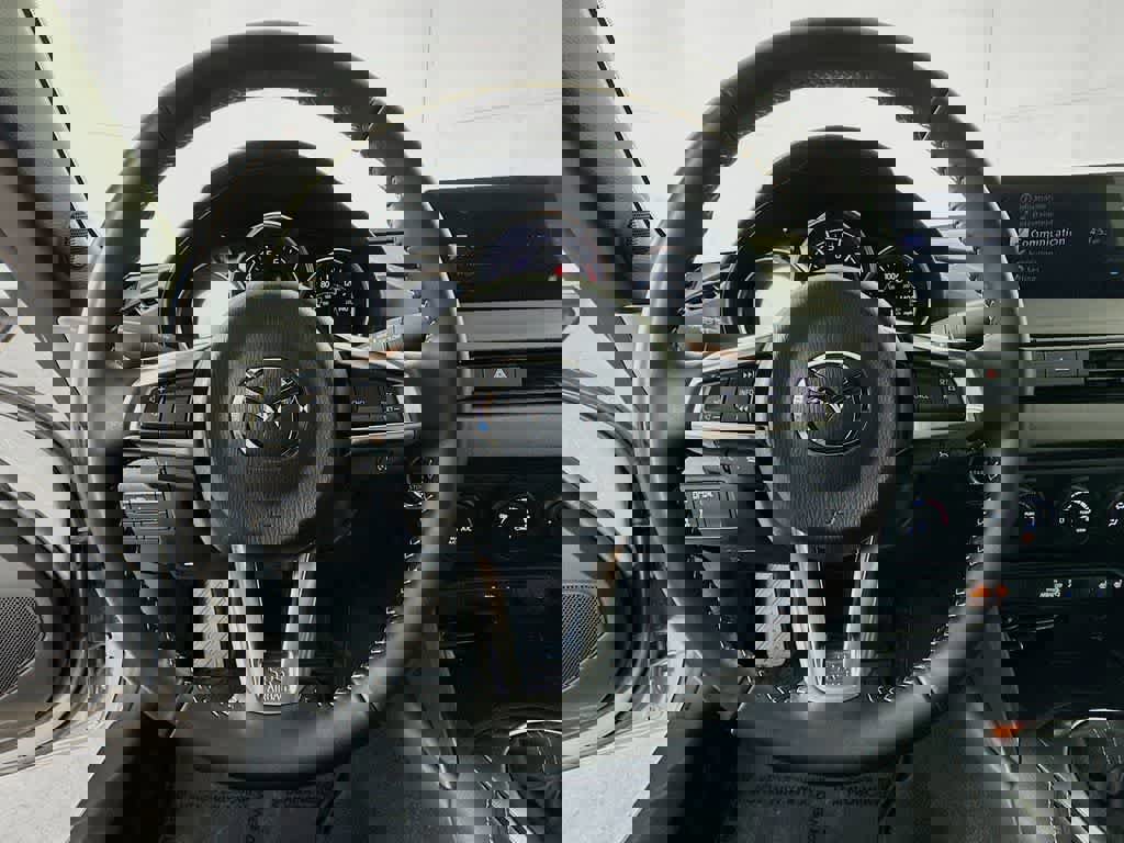 Used 2024 MAZDA MX-5 Miata Club image 17