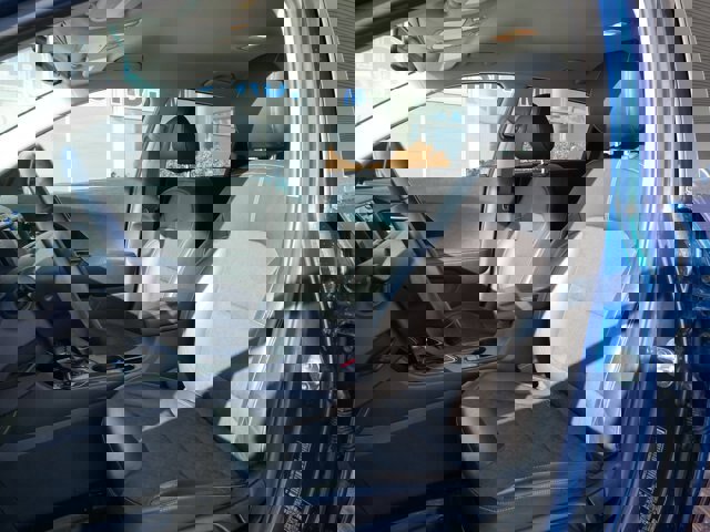 Used 2019 Kia Niro EX image 12