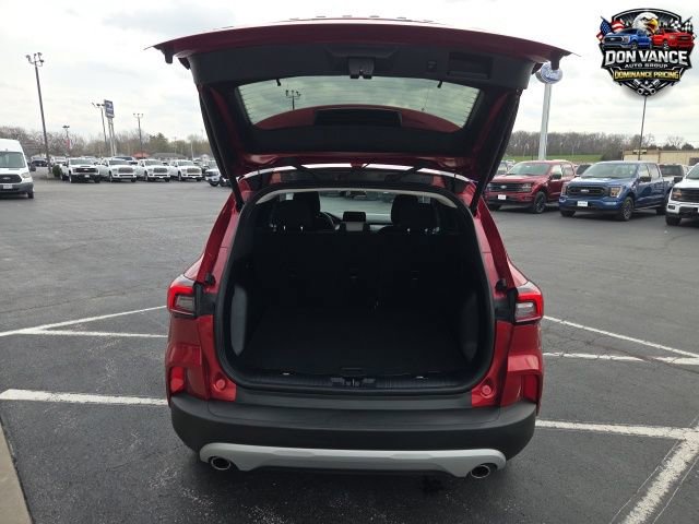 Certified 2023 Ford Escape Active AWD/4WD image 31