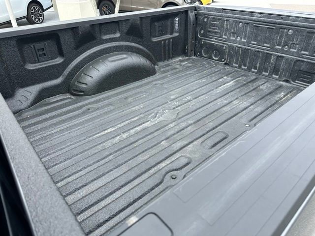 Certified 2025 Ford F250 Platinum image 38