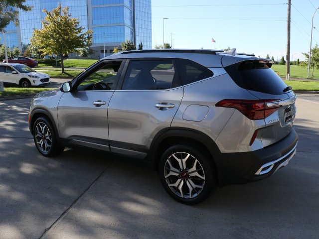 Used 2022 Kia Seltos SX w/ Sunroof Package AWD/4WD image 5