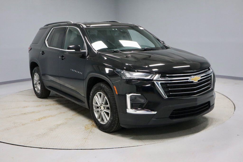 Used 2023 Chevrolet Traverse LT w/ LPO, Floor Liner Package image 7