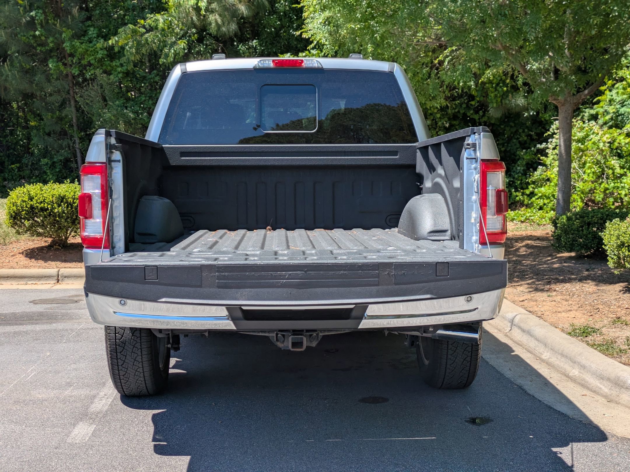 Certified 2022 Ford F150 Lariat w/ Max Trailer Tow Package AWD/4WD image 33