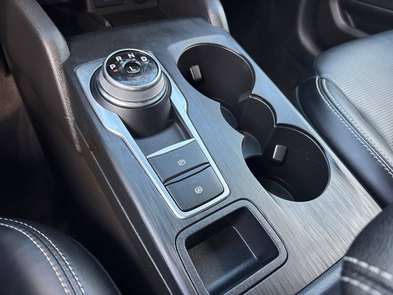 Certified 2023 Ford Escape Platinum AWD/4WD image 26