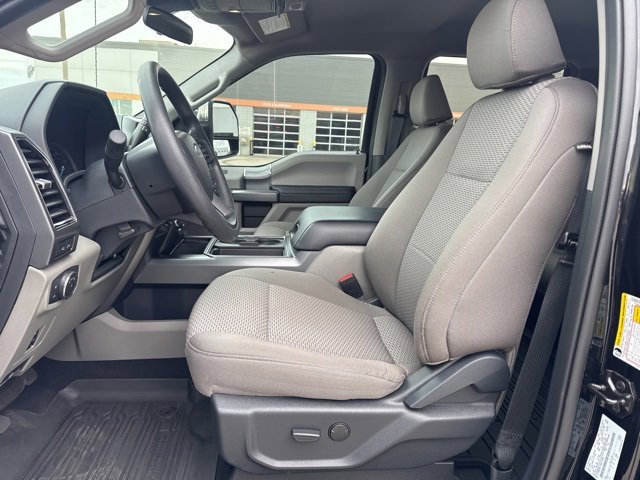 Certified 2022 Ford F350 XLT w/ XLT Premium Package image 9