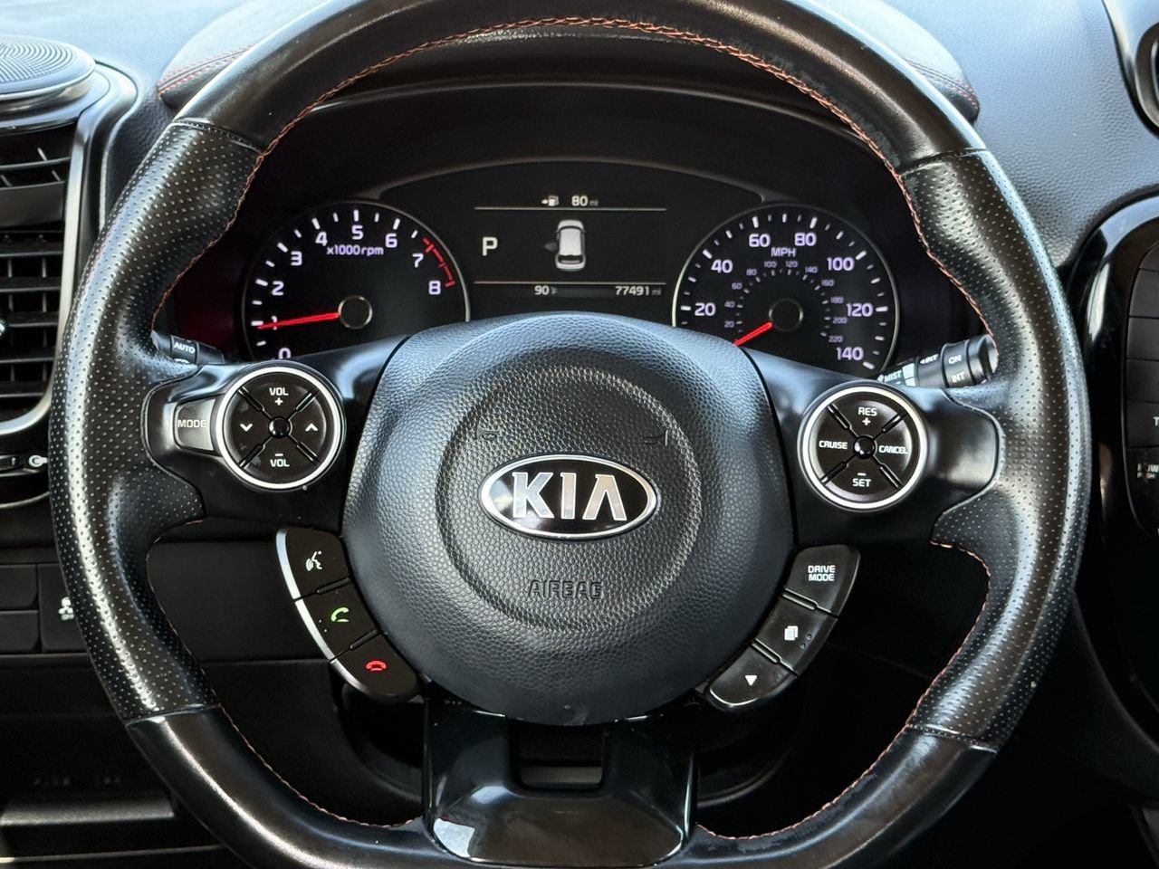 Used 2018 Kia Soul ! FWD image 11
