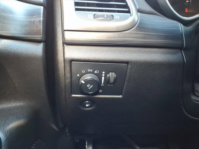 Used 2021 Jeep Grand Cherokee Laredo X image 20