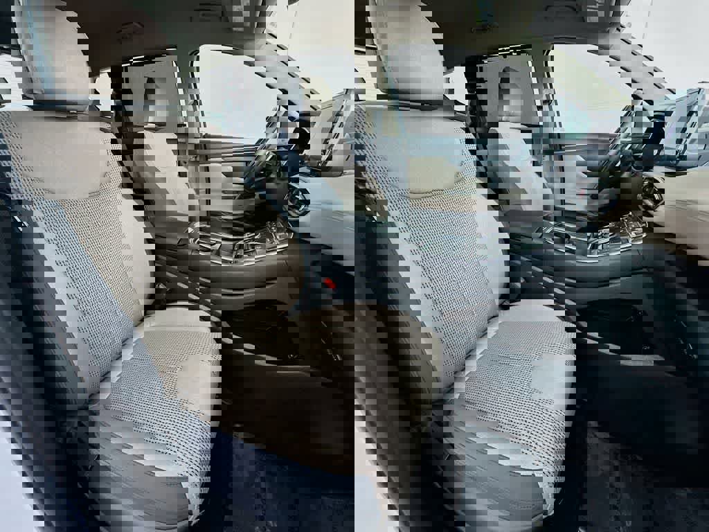 Used 2021 Hyundai Santa Fe SEL w/ Convenience Package image 18