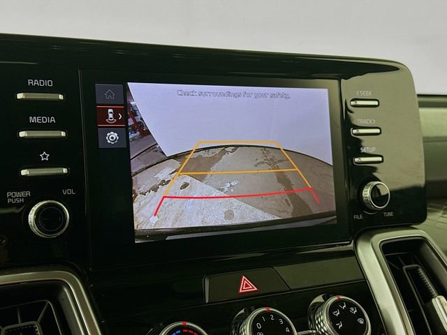 Used 2023 Kia Sorento LX image 13