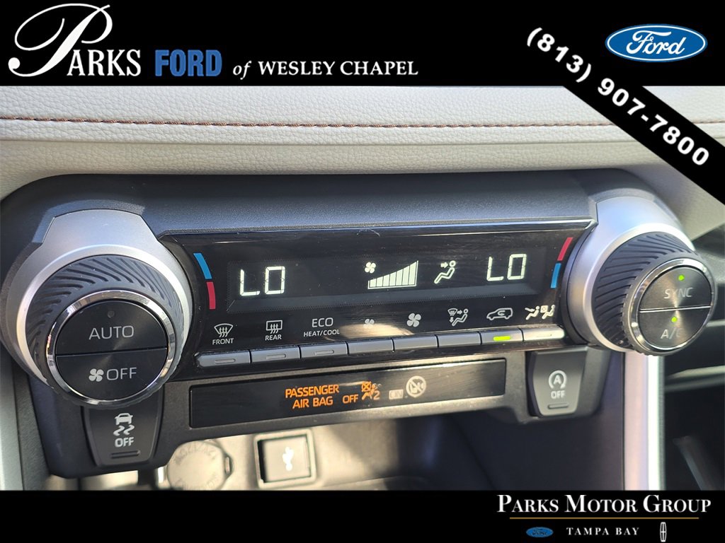 Used 2020 Toyota RAV4 XLE Premium image 25