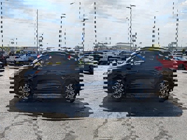 Certified 2022 Ford Escape SEL w/ Technology Package image 2