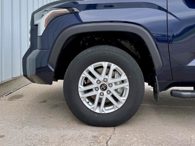 Used 2023 Toyota Tundra SR5 w/ SR5 Premium Package AWD/4WD image 37
