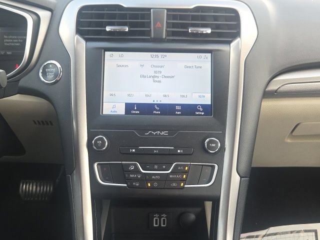 Certified 2020 Ford Fusion SE FWD image 23