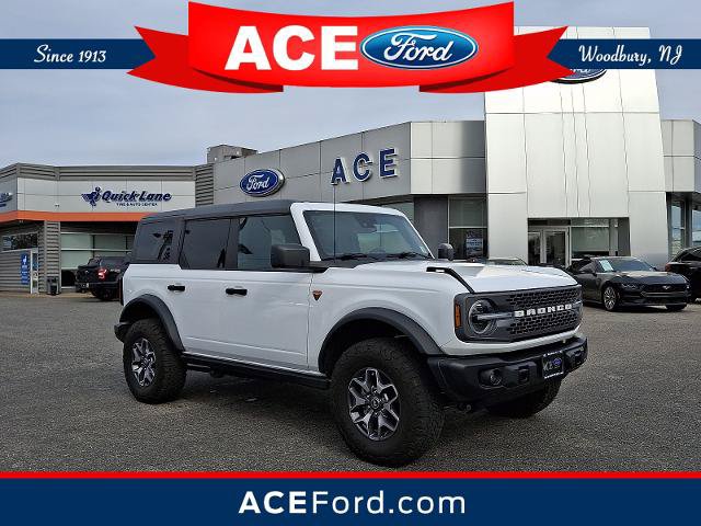 Certified 2023 Ford Bronco Badlands AWD/4WD image 1