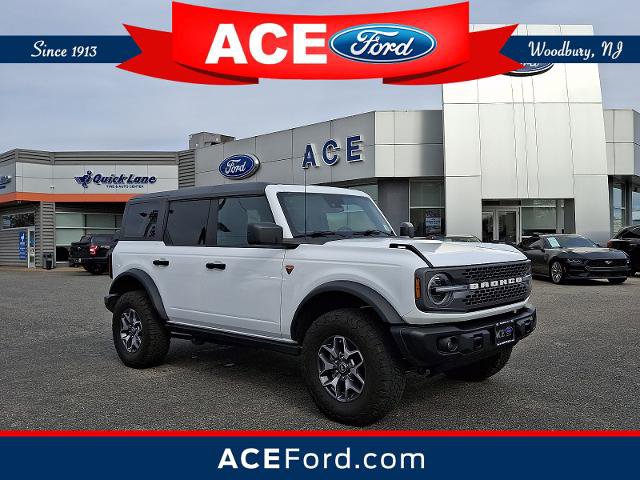 Certified 2023 Ford Bronco Badlands AWD/4WD image 1