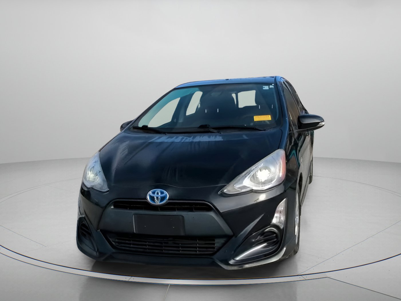 Used 2017 Toyota Prius C Two image 8