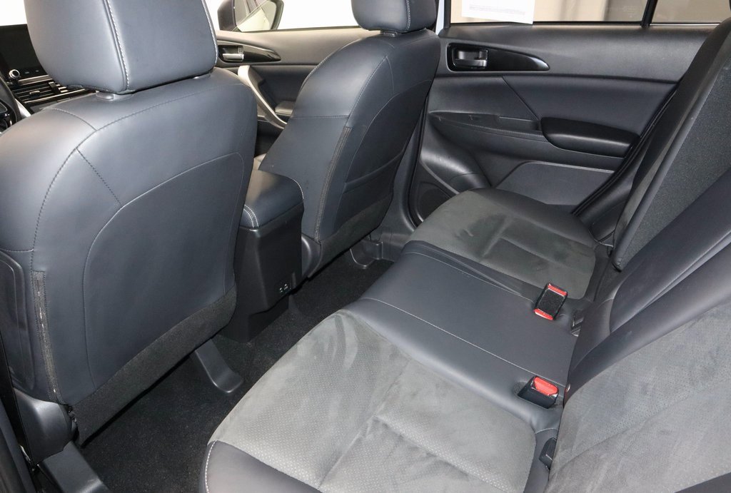 Used 2024 Mitsubishi Eclipse Cross SE image 21