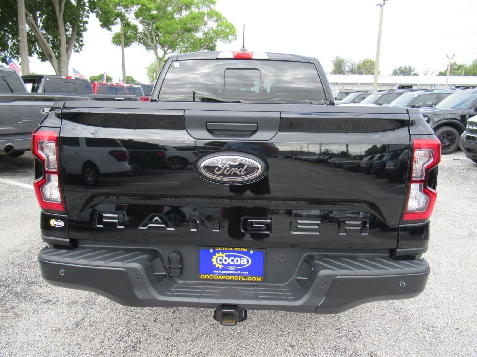 Certified 2025 Ford Ranger Lariat w/ FX4 Off-Road Package AWD/4WD image 5