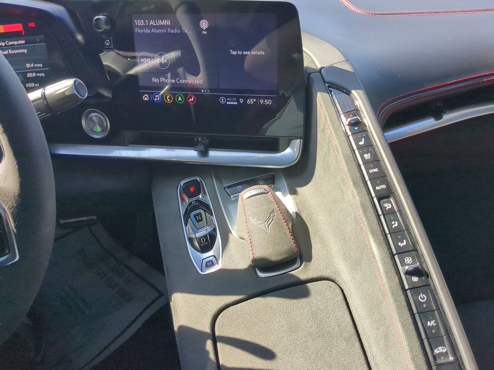 Used 2022 Chevrolet Corvette Stingray Premium Cpe w/ Z51 Performance Package image 49