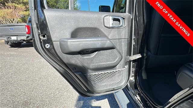 Used 2020 Jeep Wrangler Unlimited Sahara image 20