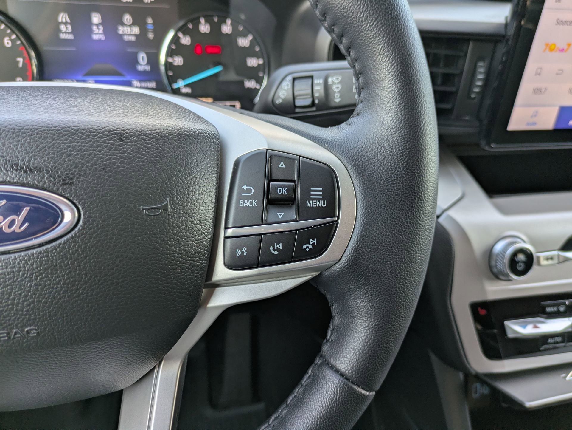 Certified 2023 Ford Explorer XLT AWD/4WD image 31