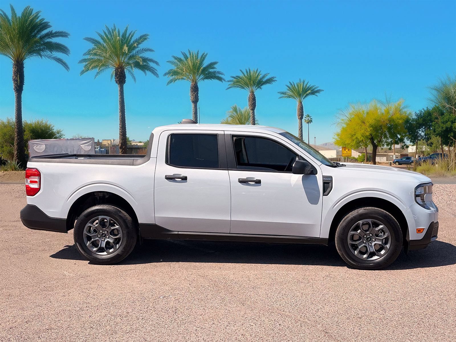 Certified 2025 Ford Maverick XLT FWD image 6