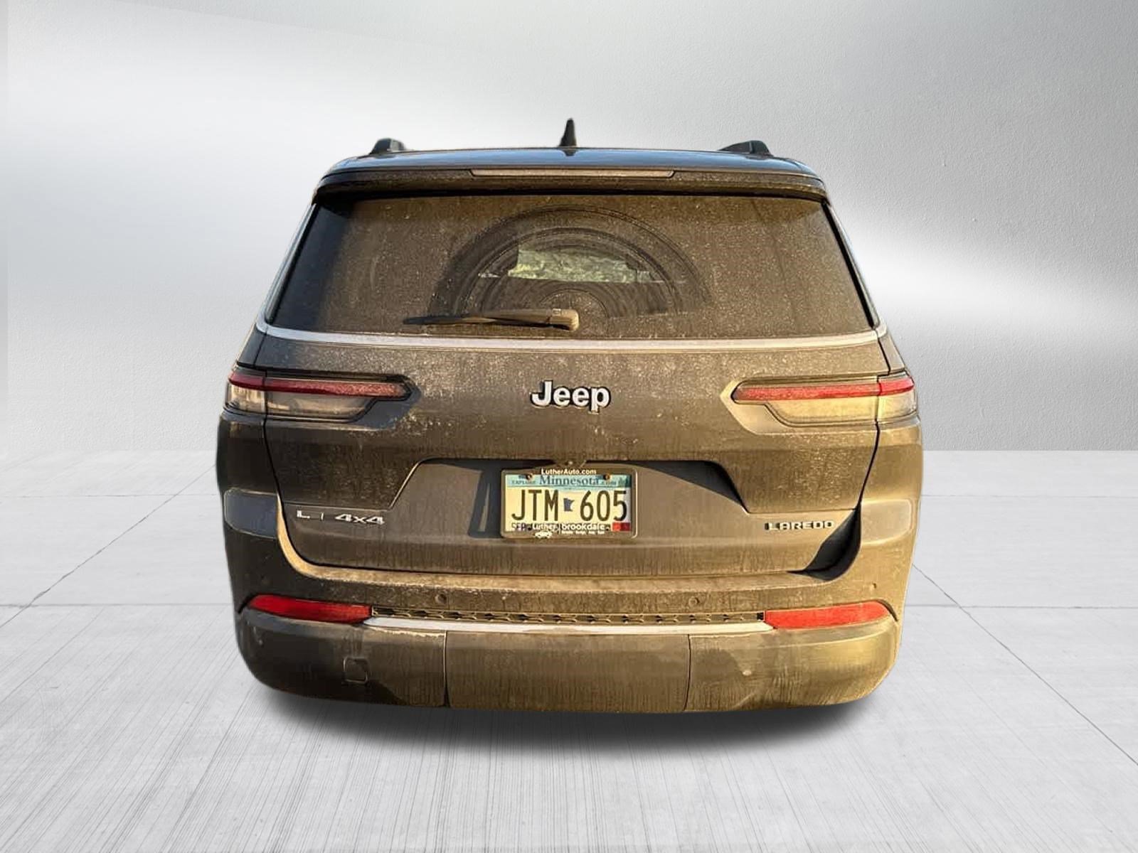 Used 2023 Jeep Grand Cherokee L Laredo image 6