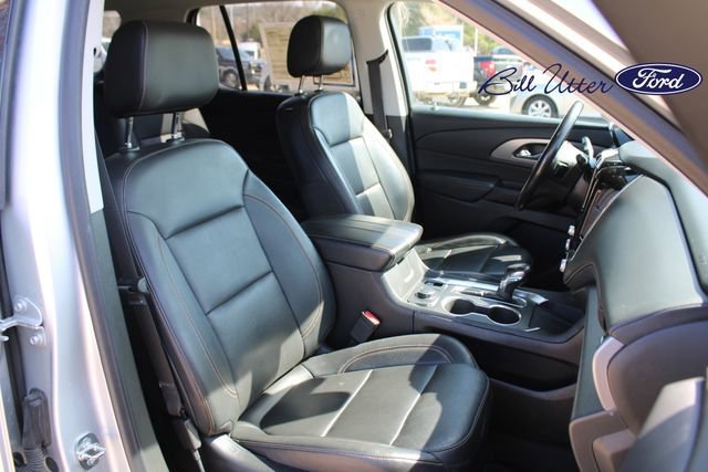 Used 2021 Chevrolet Traverse Premier w/ Redline Edition image 11