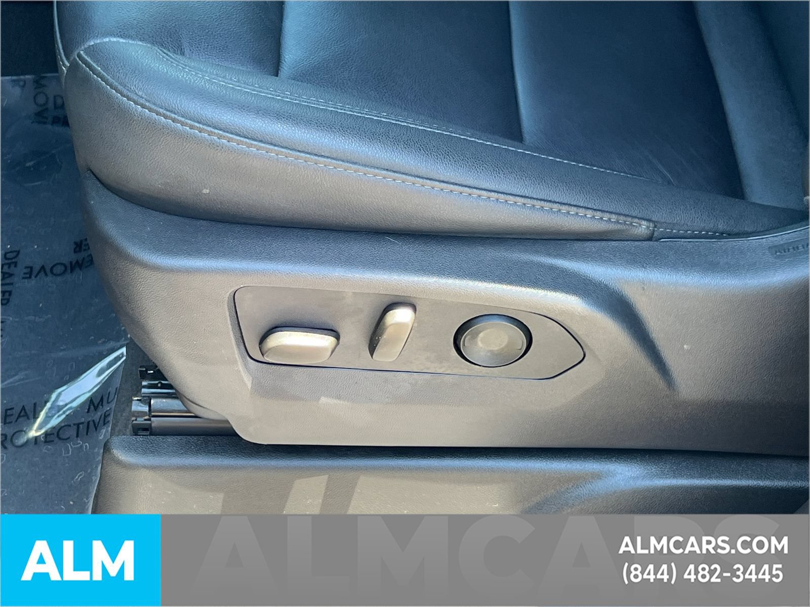 Used 2025 Chevrolet Tahoe LT AWD/4WD image 11