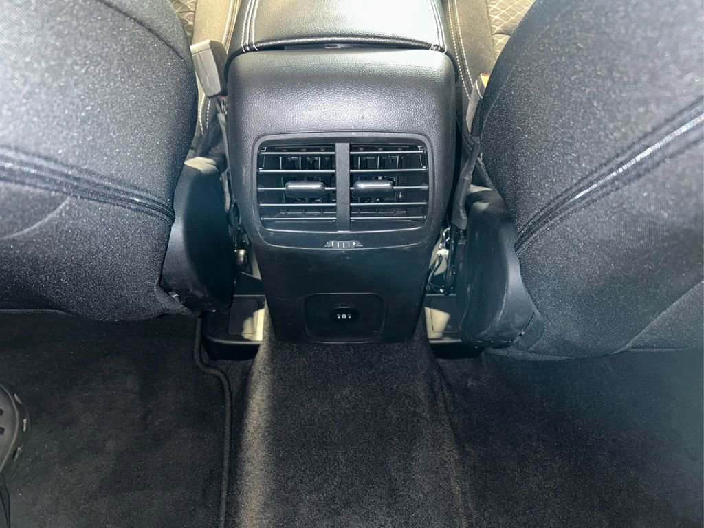 Certified 2025 Ford Escape Active AWD/4WD image 28