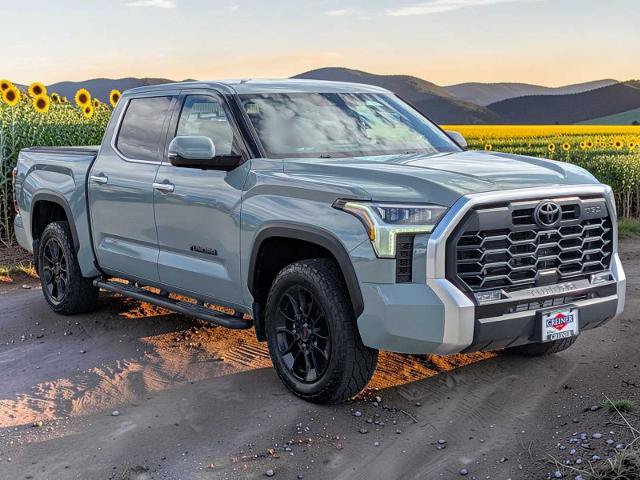 Used 2023 Toyota Tundra Limited w/ TRD Off-Road Package AWD/4WD image 8