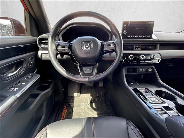 Used 2024 Honda Pilot TrailSport image 7
