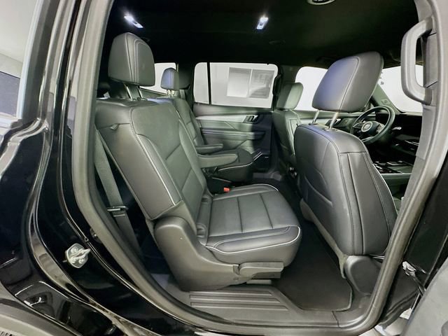 Used 2025 Buick Enclave Preferred FWD image 34