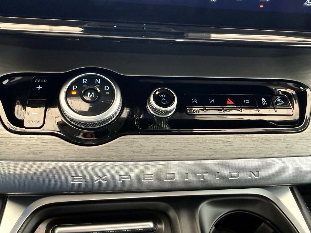 Certified 2025 Ford Expedition Max Platinum AWD/4WD image 46