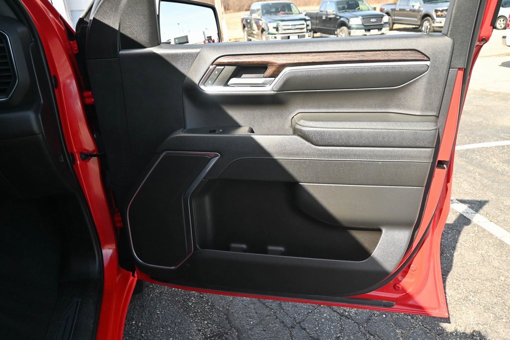 Used 2023 GMC Sierra 1500 SLE image 23