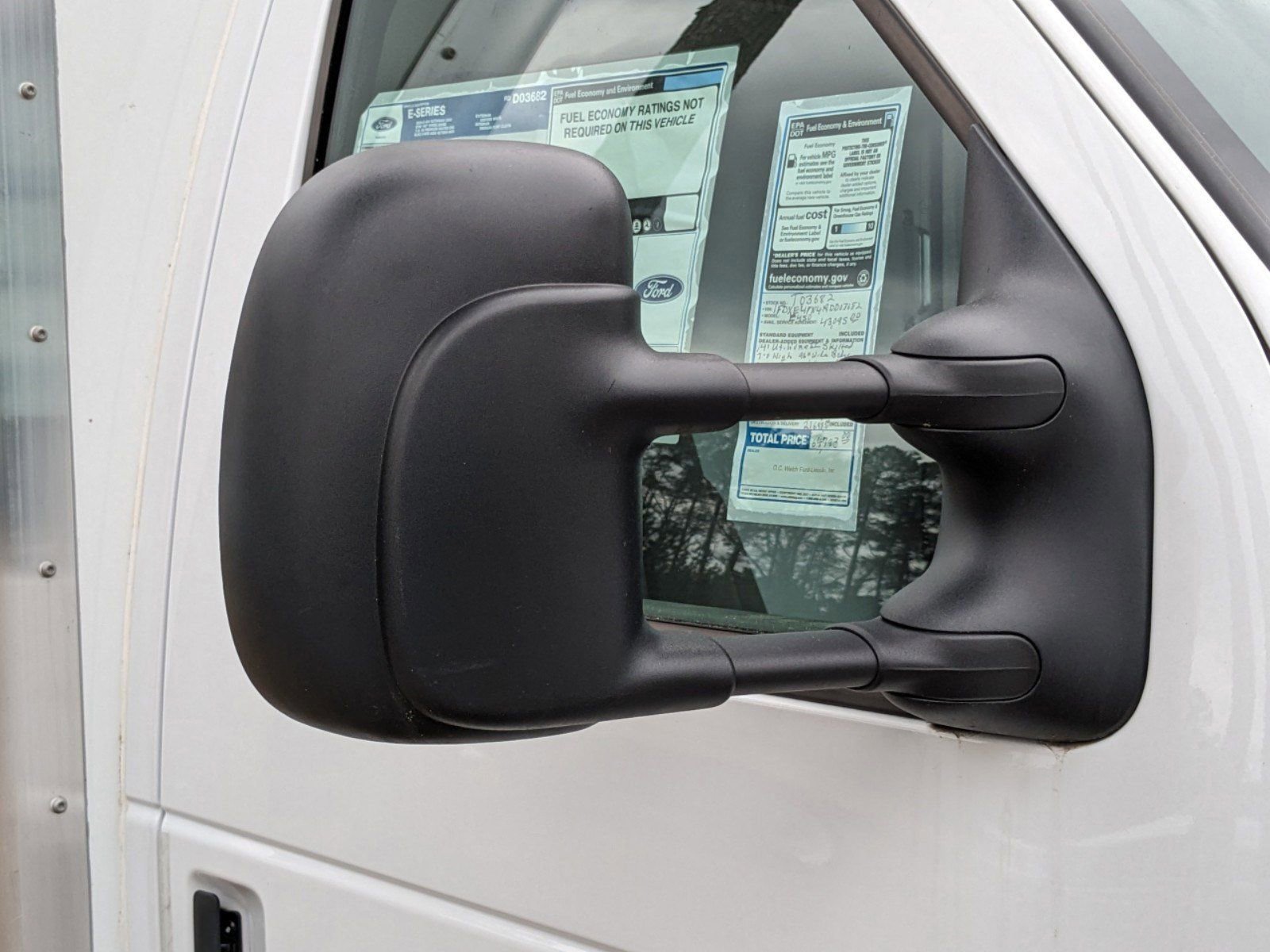 Certified 2024 Ford E-450 and Econoline 450 Super Duty w/ Driver's Safety Package image 10