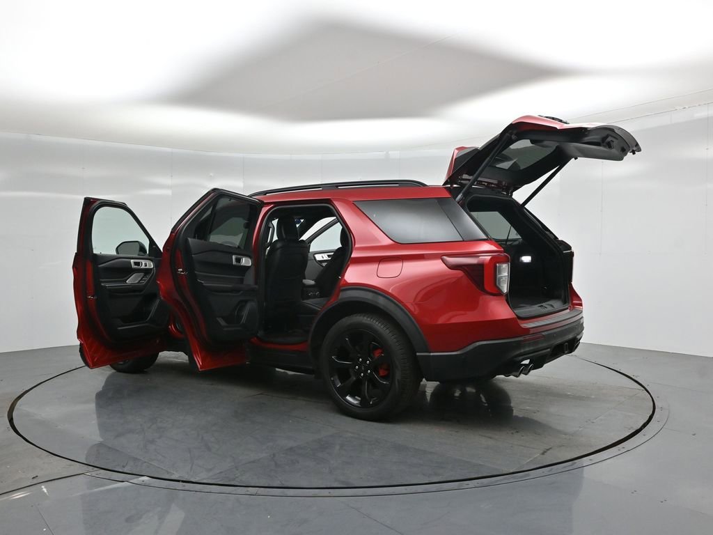 Certified 2020 Ford Explorer ST w/ ST Street Pack image 32