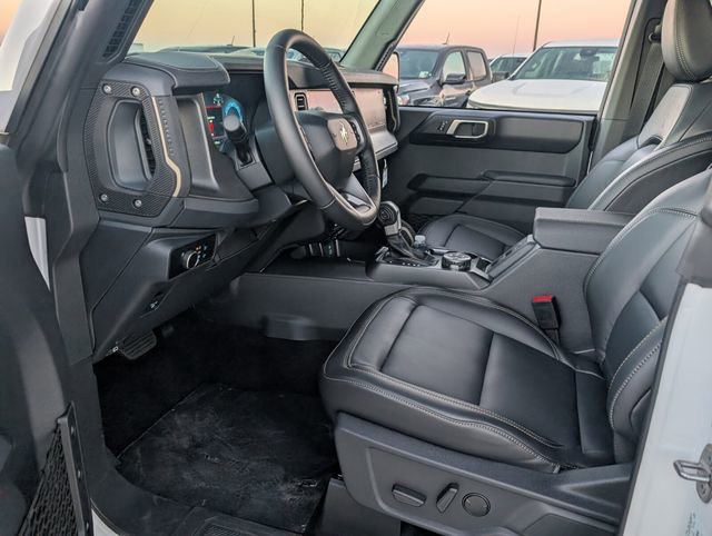 Certified 2025 Ford Bronco Badlands AWD/4WD image 7