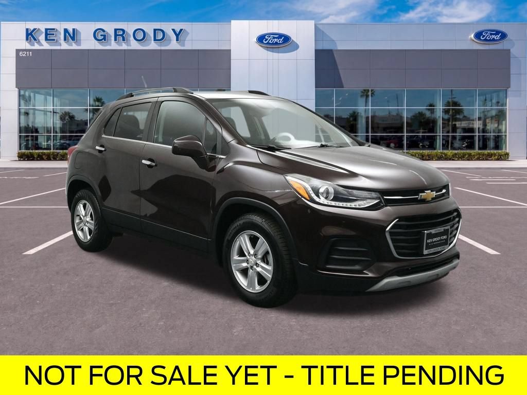 Used 2020 Chevrolet Trax LT w/ LT Convenience Package FWD image 1