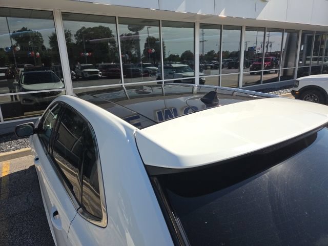 Certified 2024 Ford Edge SEL w/ Convenience Package AWD/4WD image 4