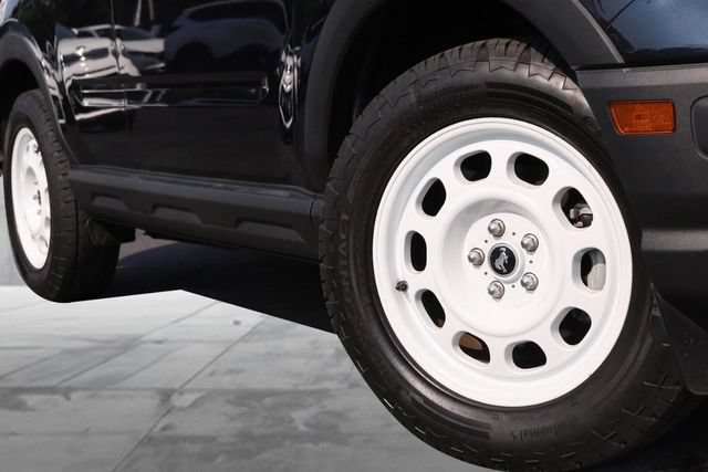 Certified 2023 Ford Bronco Sport Heritage w/ Heritage Convenience Package AWD/4WD image 3