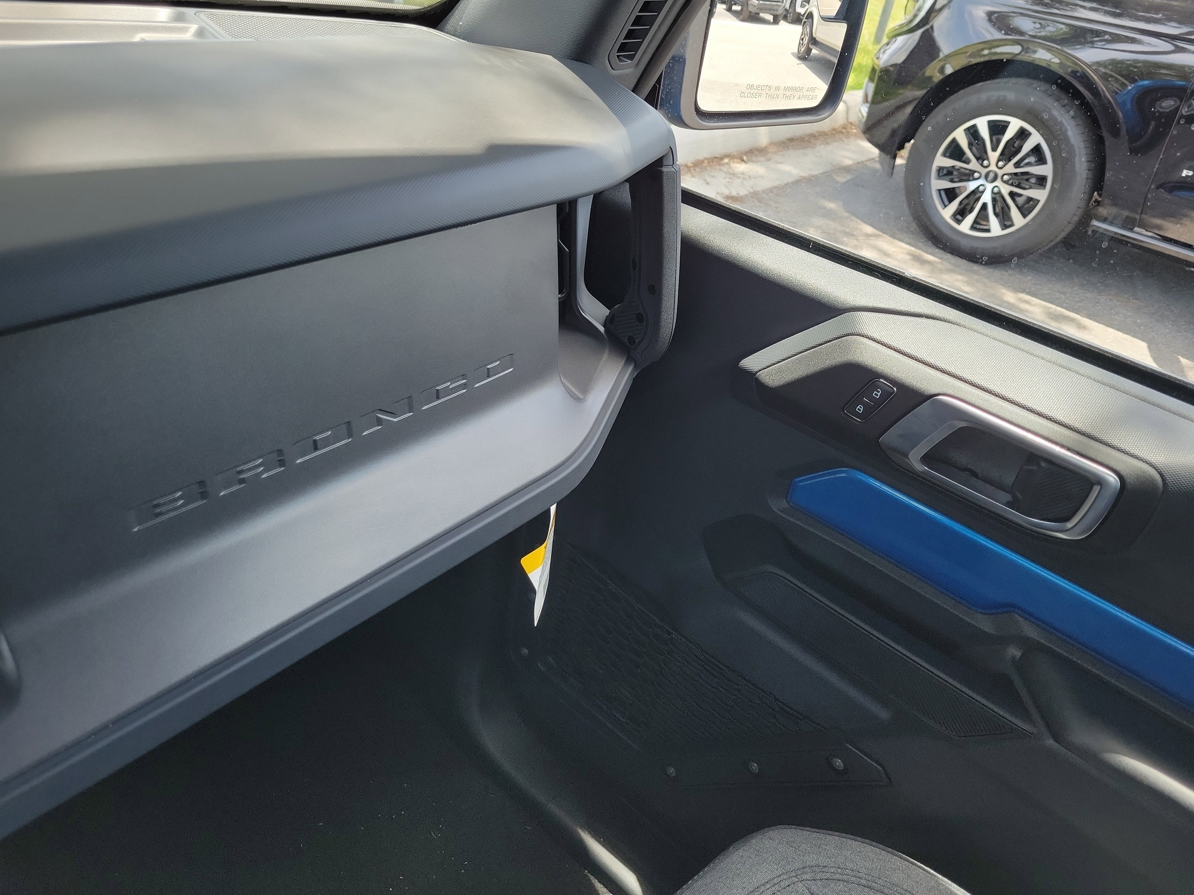 Certified 2025 Ford Bronco 2-Door AWD/4WD image 23